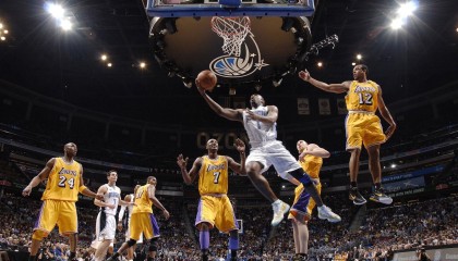 纳达尔强势晋级法网八强，红土之王再显统治力